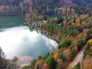 Borçka Karagöl’den sonbahar manzaraları