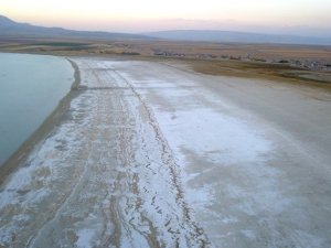 Kuraklık, Arin Gölü’nün yüzde 15’ini kuruttu