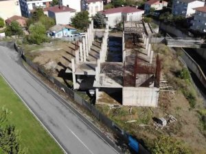 Çekmeköy’de 4 yıl önce başlanan itfaiye istasyonu inşaatı 2.5 yıldır yapılmıyor