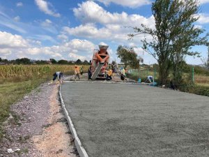 Beton yol ile döviz yurt dışına gitmiyor