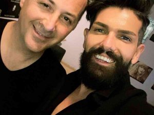 Ünlü şovmen Tolga Çevik askerdeki koğuş arkadaşıyla Bursa’da buluştu