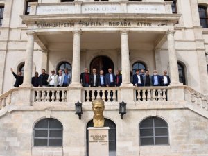 Yeşilyurt muhtarları Sivas’ta kampa girdi