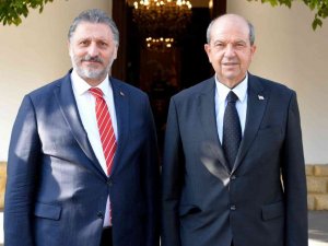 KKTC Cumhurbaşkanı Tatar: "Anavatan Türkiye ile bağlarımızın koparılmasına müsaade etmeyiz"