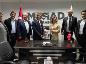 Başkan Köse, Cengiz Ünal ve yönetimini ziyaret etti