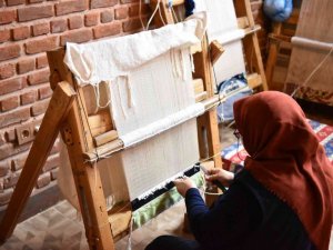 Bursa 2 asır sonra dünyaca ünlü ipeğiyle yeniden vitrine çıkıyor