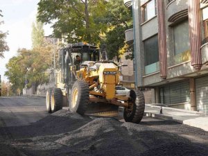 Keçiören’e 360 bin ton asfalt serildi