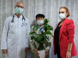 Hastadan doktor ve hastaneye ’hayat teşekkürü’
