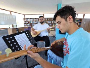 Başiskele’de ücretsiz müzik okulları yeniden başlıyor