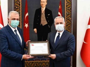 Isparta’da 19 Ekim Muhtarlar günü kutlandı