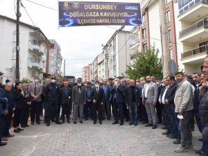 Dursunbey’de doğalgaz çalışmaları başladı