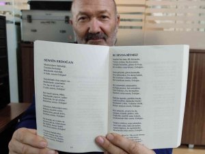 Emekli polis bütün siyasîlere şiir yazdı