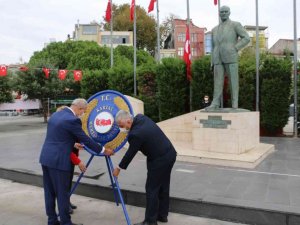 Kartal’da Muhtarlar Günü buruk kutlandı
