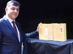 Fadıloğlu, Gaziantep ağzı ile ilgili 3 önemli eseri tanıttı