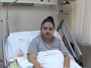 Kovid-19 tedavisi sırasında doğum yapan ikiz bebek annesinden ‘aşı’ çağrısı