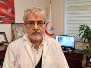 Başhekim Yılmaz, doçentlik unvanını aldı