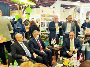 Düzce standına Vali Dağlı ve Vali Yazıcı’dan özel ziyaret