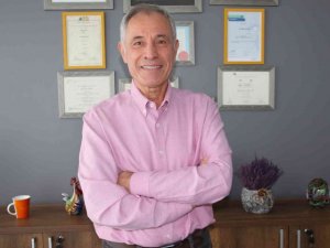 Prof. Dr. Günel: “Covid-19 geçirenler kalçalarında gittikçe artan ağrı ve hareket kısıtlılığı var ise en yakın ortopedi doktoruna gözüksün”