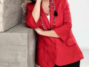 Hülya Koçyiğit ve Burçak Evren’e onur ödülü