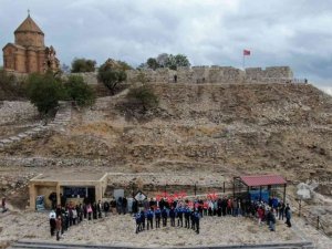 ÇOGEP kapsamında Akdamar Adası’nı gezdiler