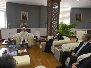 Diyanet İşleri Başkanı Erbaş Kırgızistan’da