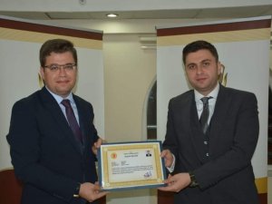 Başhekim Yıldız onuruna veda yemeği verildi