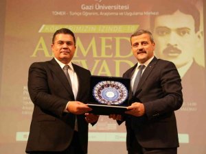 Türk dünyasının önemli şairlerinden Ahmed Cevad, Gazi Üniversitesinde anıldı