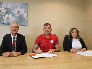 Medical Park Elazığ Hastanesi, ESYSK ile sağlık sponsorluğu anlaşmasını yineledi