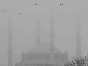 Sis kartpostallık görüntüler oluşturdu