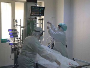 Samsun’da 2 günde 21 kişi Covid-19’dan öldü: Ölenler hatırlatma dozlarını yaptırmamış kişiler