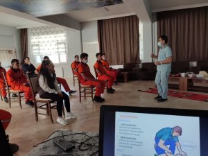 Orman işçisine ’temel iş sağlığı ve güvenliği eğitimi’ verildi