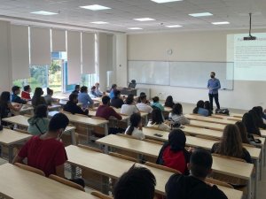 Aydın İktisat Fakültesi’nde oryantasyon eğitimleri gerçekleşti