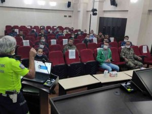 Trafikçilere tutanak düzenleme ve kurallara uyum eğitimi