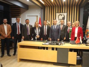 CHP heyeti Atakum’da gündemi değerlendirdi