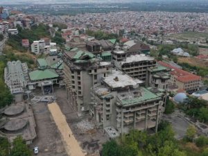 Bursa yüklerinden arınıyor