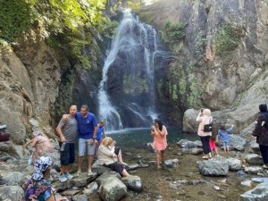 Sudüşen Şelalesi Arap turizminin gözdesi