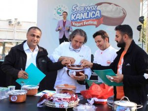 ’5. Beykoz Kanlıca Yoğurt Festivali’ne yoğun ilgi