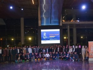 Başkan Gürkan, gençlerle dijital dünyayı konuştu