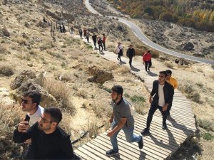 Karaman’da GSB yurtlarında kalan öğrenciler için gezi düzenlendi