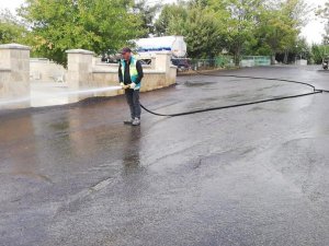 Türbelerde temizlik çalışması