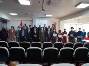 Tarihe ışık tutan yarışmada dereceye girenlere ödülleri verildi