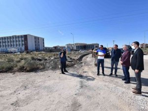 Vali Karaloğlu, hafta sonu çalışmalarını inceledi