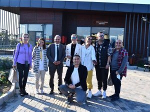 Pervin Ersoy Altınova’yı gezdi