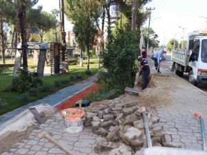 Nazilli Millet Bahçesi’nde çevre düzenlemesi yapılıyor