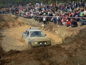 600 off-road aracı Balıkesir’de buluştu, nefes kesen anlar yaşandı