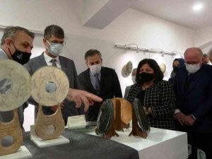 Anadolu medeniyetlerinin izlerini taşıyan 199 eser görücüye çıktı