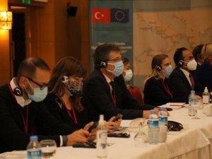 Mitoloji ve Arkeoloji Uluslararası Arkeolojik Sempozyumu Edremit’te yapıldı