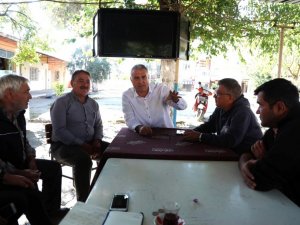 CHP’li meclis üyeleri vatandaşları dinlemeye devam ediyor