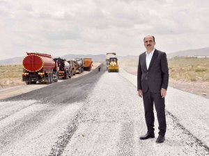 Konya Büyükşehir 2021 hedefi olan 400 km mahalle yolunu tamamladı