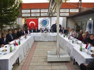 Davut Gürkan: “Bursa’ya yakışır hizmetlerin anahtarı ortak akıl”