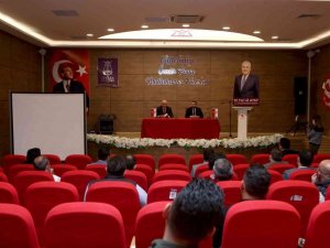 Başkan Atay, kariyer merkezini tanıttı